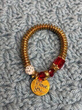 Goldtone Beaded Stretchy Bracelet Red Plastic Clear Rhinestones I Love You Charm